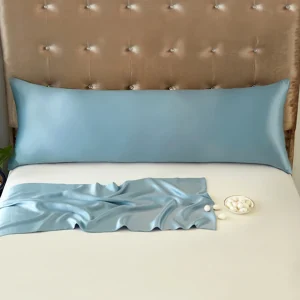 Housse de taie d'oreiller/ sommier douce et de haute qualité, disponible en 3 tailles.