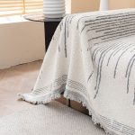 accessoire de décoration tissé gris clair
