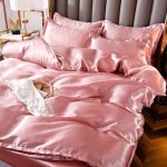 décoration chambre rose pêche satin