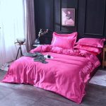 drap en satin rose fushia