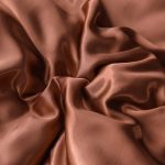 drap housse en satin de qualité