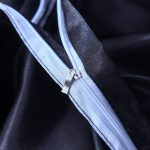 draps en satin noir haut de gamme