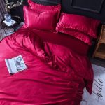 draps satin rouge pour chambre
