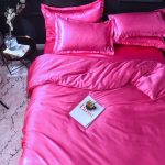 ensemble literie satin rose fushia
