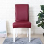 housse de chaise en simili cuir bordeaux