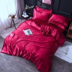 housse de couette rouge type satin
