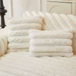 housse de coussin luxe en fausse fourrure épaisse blanc cassé