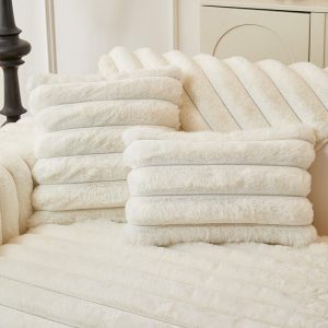 housse de coussin luxe en fausse fourrure épaisse blanc cassé