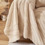 jeté de canapé en polaire marron