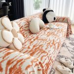 jeté décoratif tigresse orange pour canapé