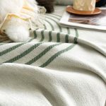 jeté décoratif vert menthe