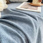 jeté en tissu bleu herringbone
