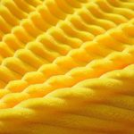 linge de lit jaune velours