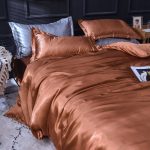 linge de lit marron satin