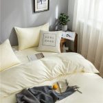 literie blanc cassé