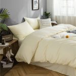 parure de lit blanc cassé