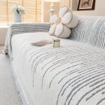 plaid élégant gris clair pour canapé