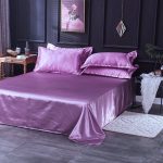 taies d'oreiller mauve type satin