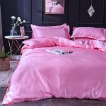 taies d'oreiller rose bonbon satin
